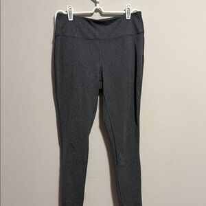 Women’s gray exercise leggings NWOT